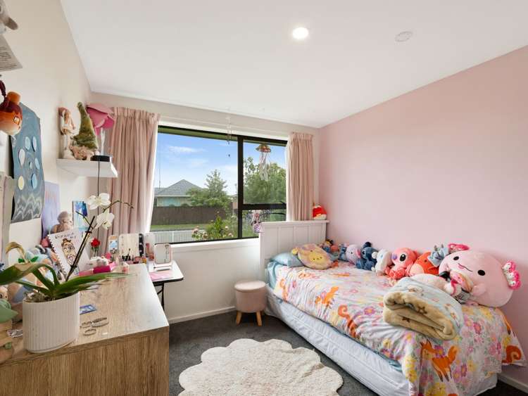 28 Denise Crescent Hornby_9