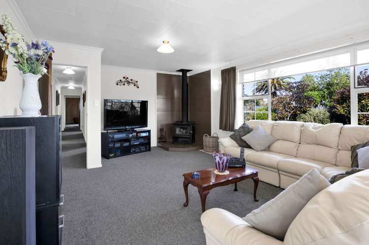 5 Flint Road West Stratford_15