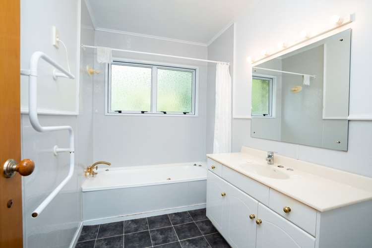 182 Nook Road Parua Bay_19