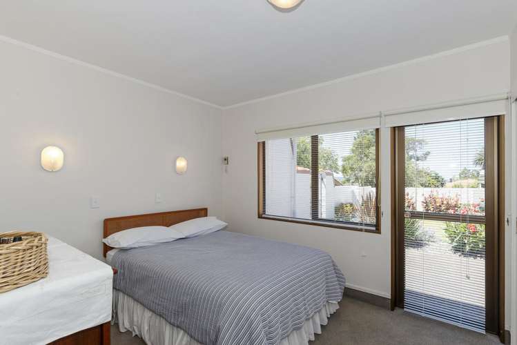 20 Wairata Place Te Atatu South_13