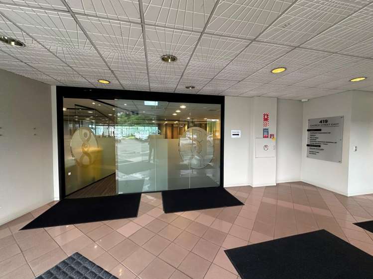 419 Church Street East Penrose_4