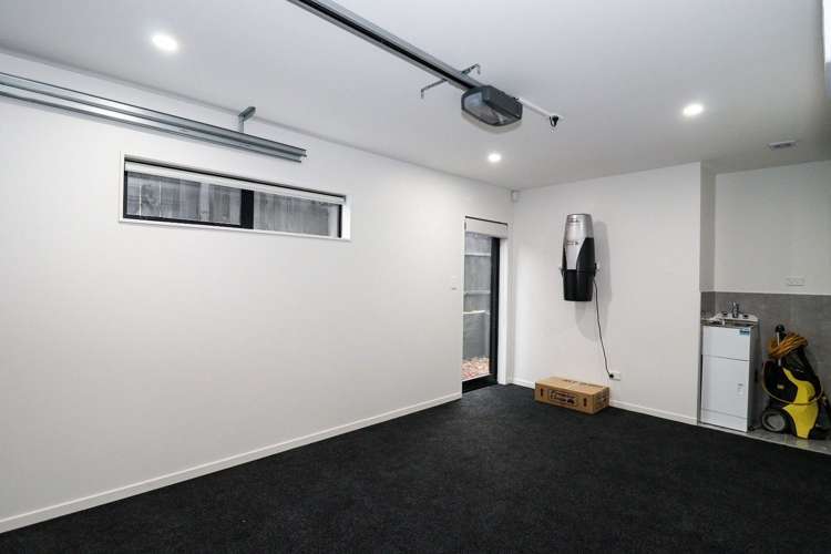 25D Lynbrooke Avenue Blockhouse Bay_12