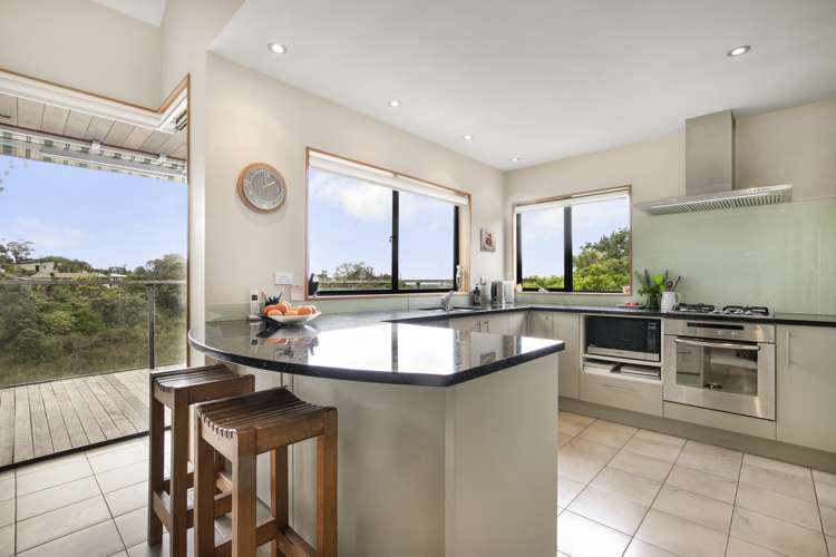 90a Tiroroa Avenue Te Atatu South_6