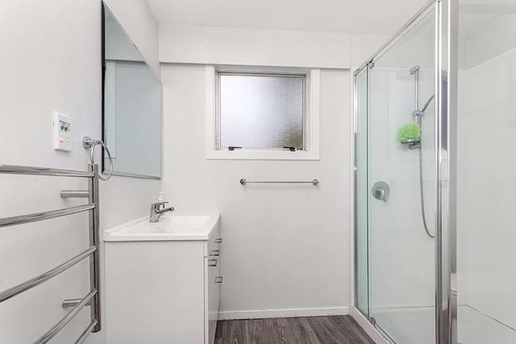 15 Eyre Street Henderson_15