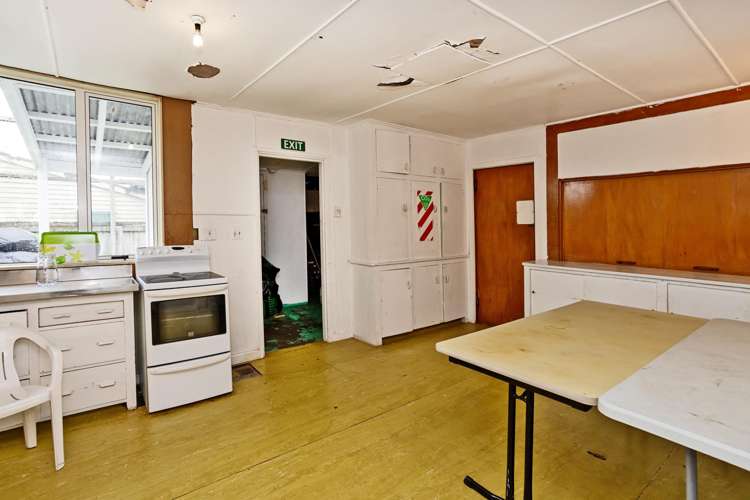 664 Tay Street Hawthorndale_20