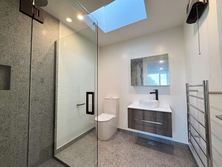 2/570 Madras Street 1544_9