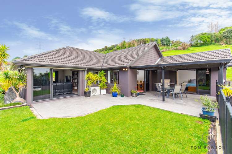 490 Redoubt Road Flat Bush_1