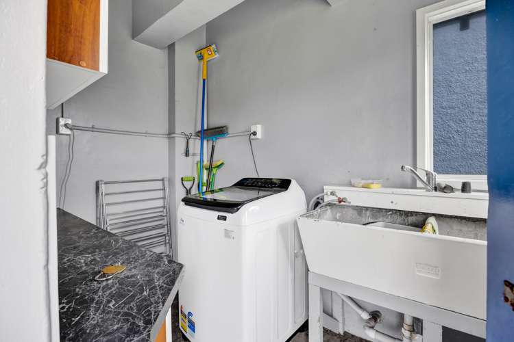 58 South Road Manaia_21