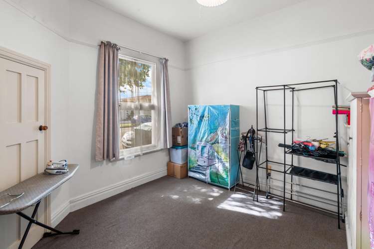 546 Hereford Street_5