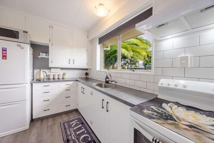 2/306 Southland Road Hastings_2