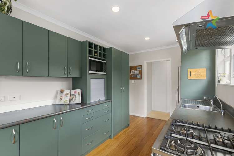 27 Chapman Crescent Naenae_5