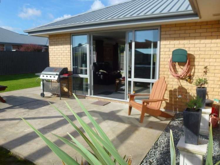 148 Coulson Road Paroa_4