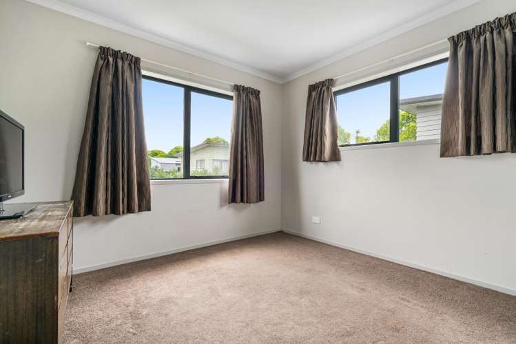 6 Whau Crescent Avondale_7