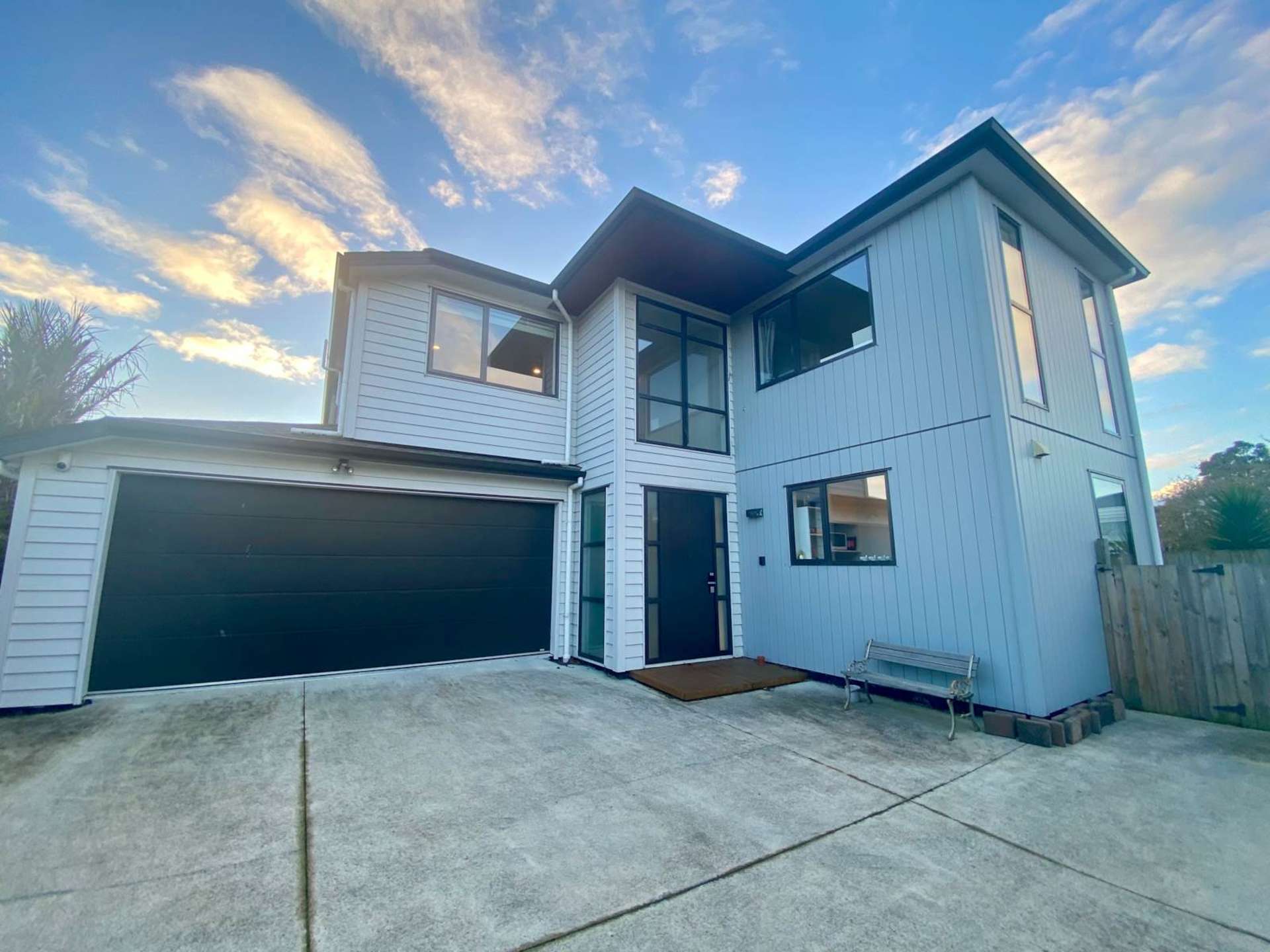35A Essex Street Te Atatu South_0