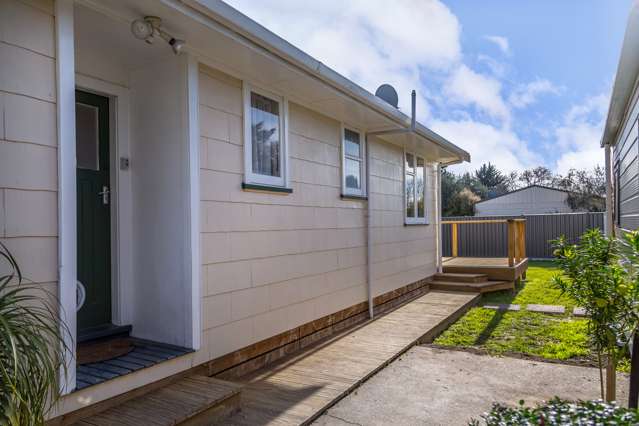 13 Roberts Street Martinborough_2
