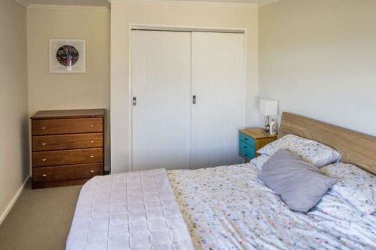 26 Kiriwai Road Paremata_7