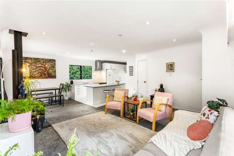 2/3 Price Crescent Mount Wellington_5