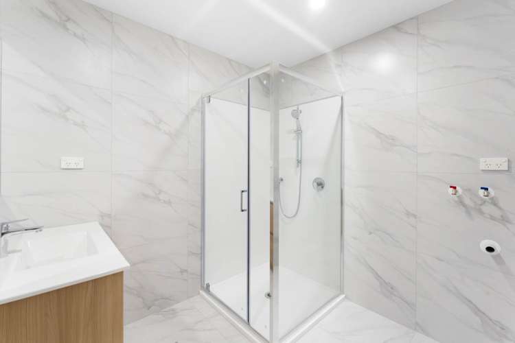 4/10 Orchid Place Te Atatu South_13