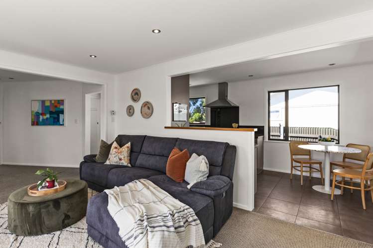 20 Coventry Avenue Tamatea_8