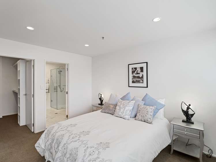 4i/175 Hurstmere Road Takapuna_11