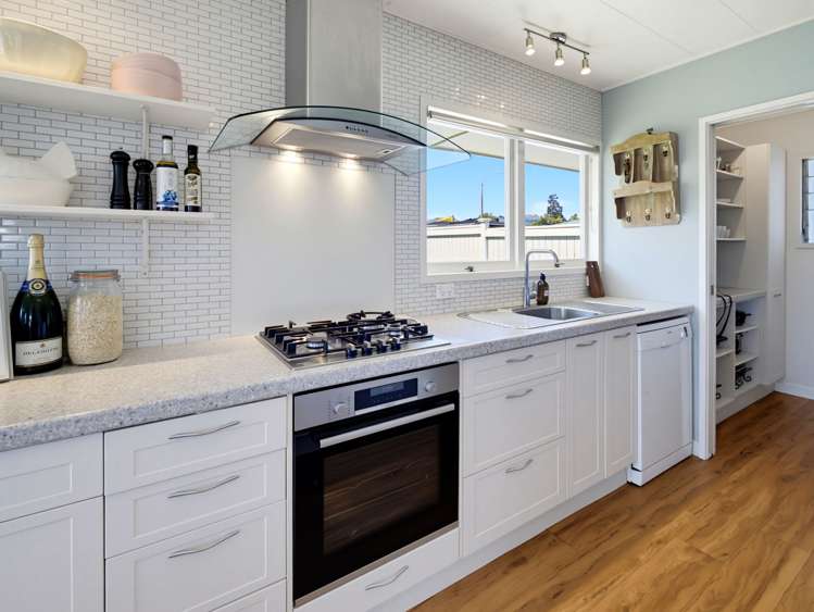 13 Brookvale Road_3