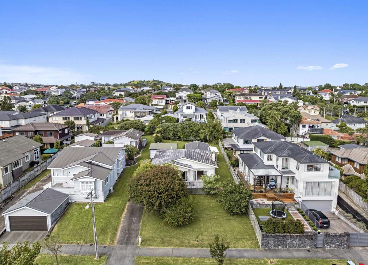 18 Admiral Beatty Avenue_0