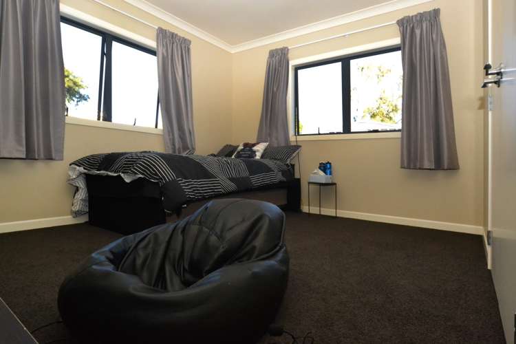 2 Knox Place Leamington_12