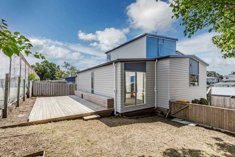 10a Saffron Street Birkdale_16