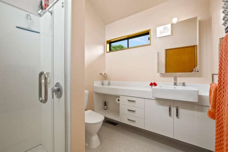 184c Seaview Road Westown_13