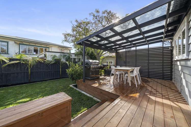 1521a Great North Road Waterview_16