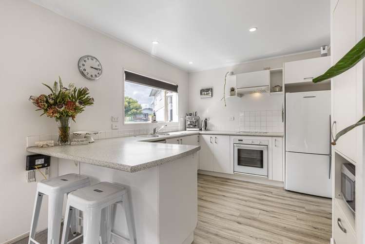 2/46 La Trobe Street Pakuranga Heights_10