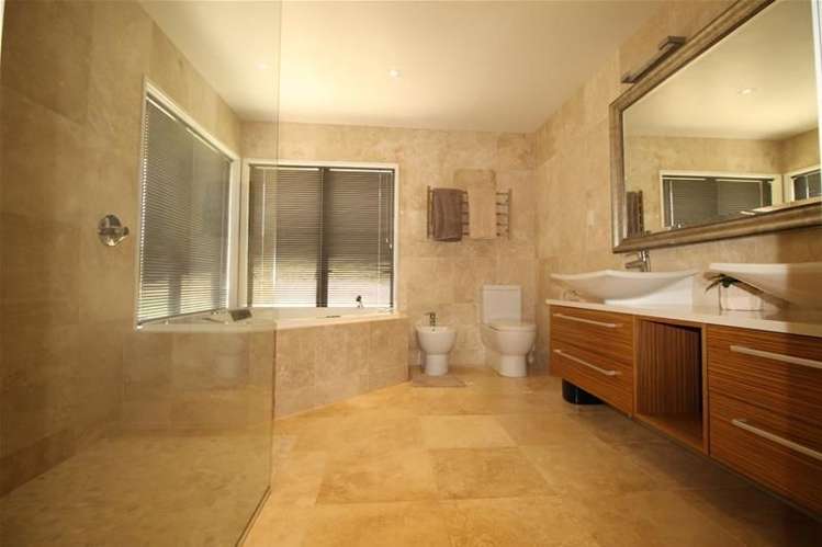 28 Fairbairn Place East Tamaki Heights_8