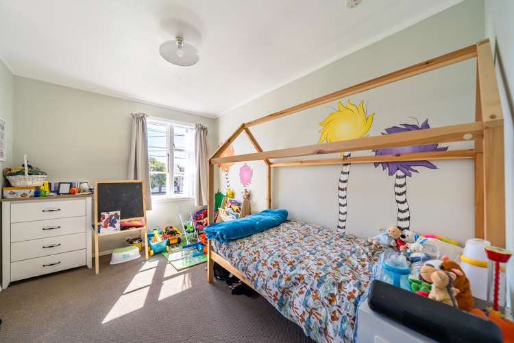 150 Waddington Drive Naenae_7