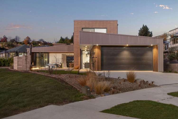 11 Whio Crescent_0