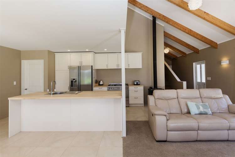 2279 South Eyre Road West Eyreton_26