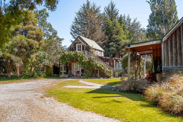 27 Tararua Drive Upper Plain_2