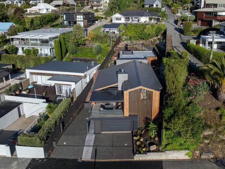 11 Beach Road Akaroa_38