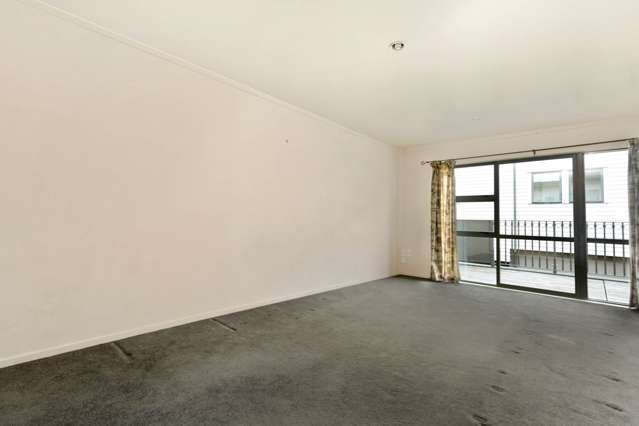 8/42 Saint Benedicts Street Eden Terrace_2