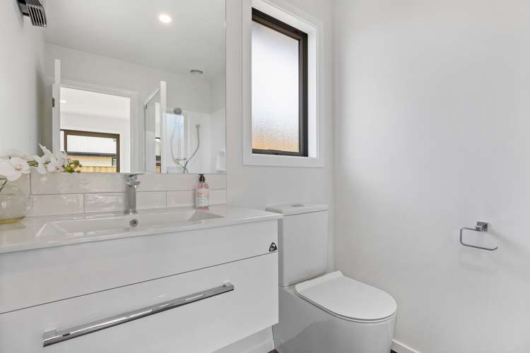 15 Nathaniel Archer Street Woodend_10