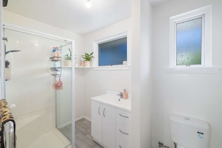 2/528 Marine Parade South New Brighton_8