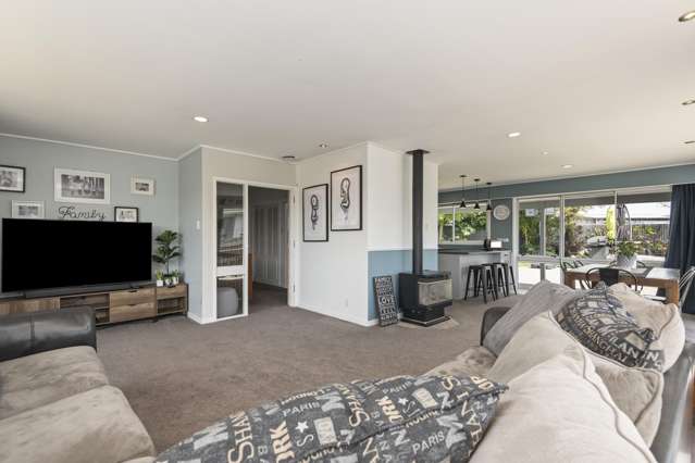 52 Wikiriwhi Crescent Awapuni_3