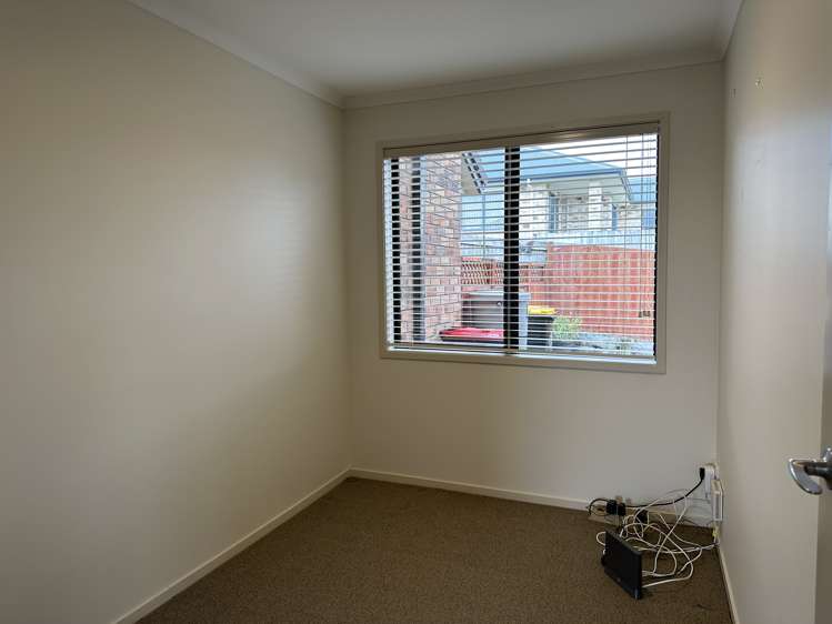 15 Kestrel Avenue Welcome Bay_10