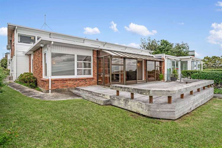 2/35 Kitchener Road_3