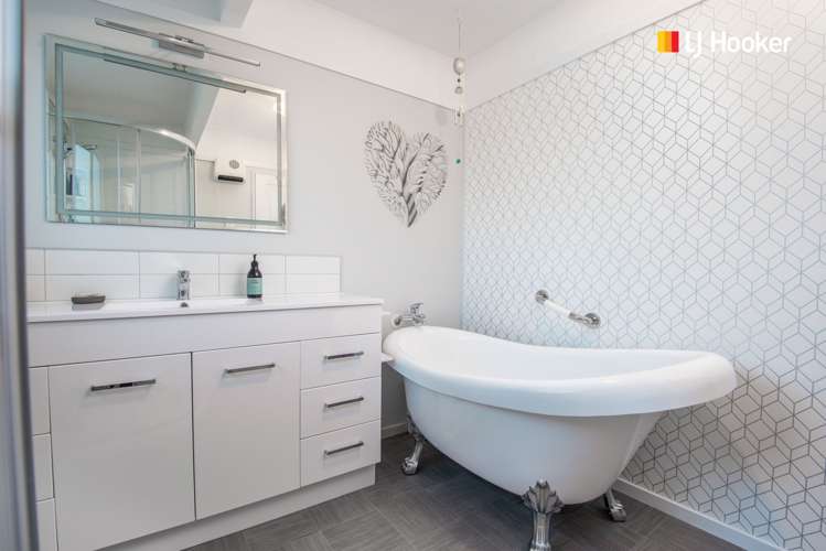 2 Oak Place Mosgiel_16