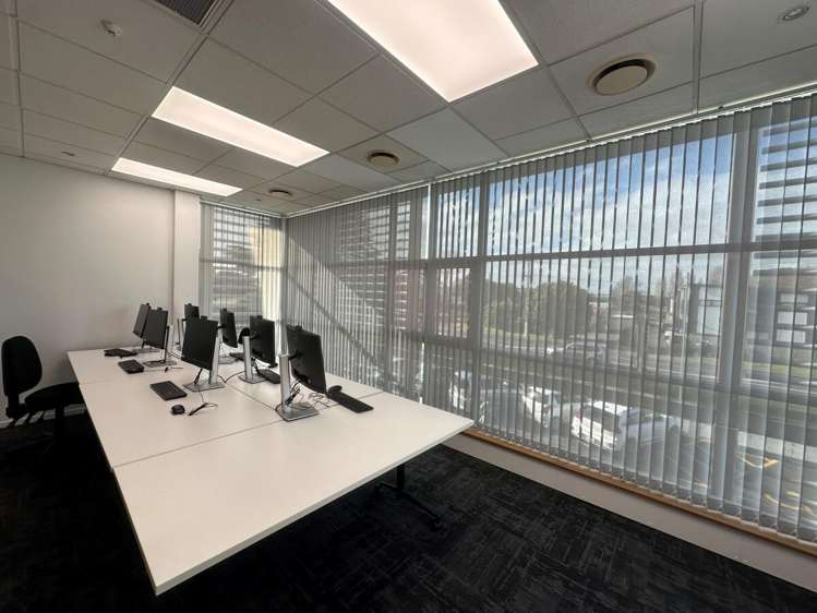 37 Carbine Road Mount Wellington_6