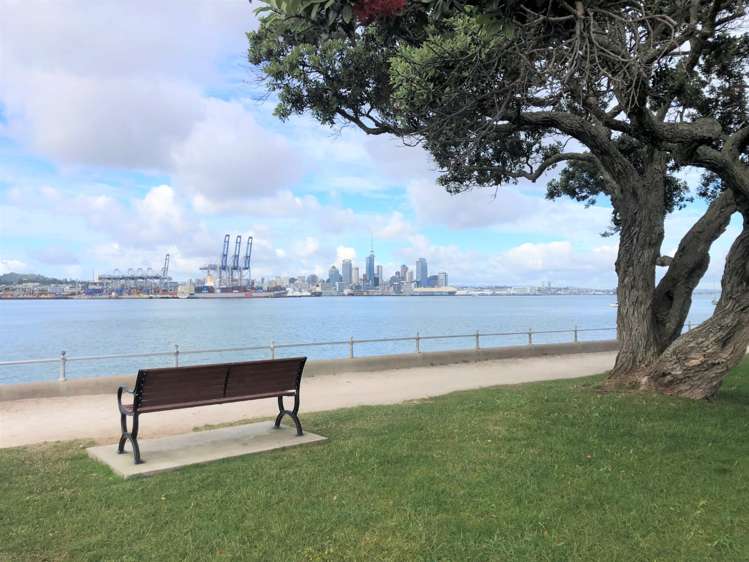 2/7 Queens Parade Devonport_1