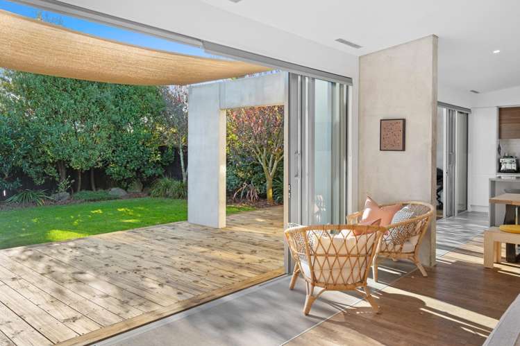 6 Hedge Close Halswell_33