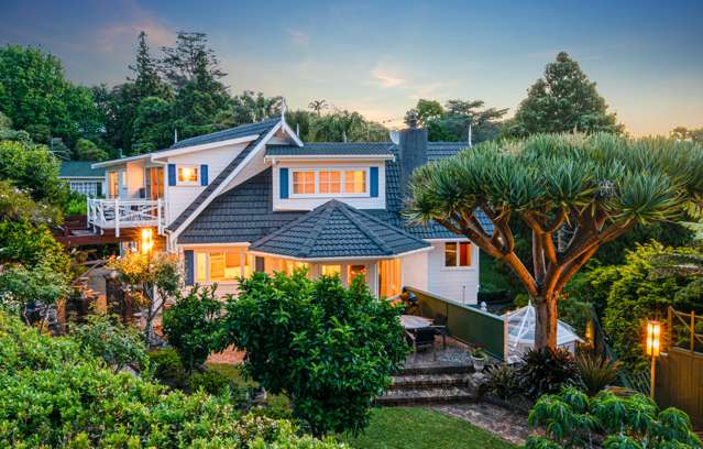 32 Deane Avenue Titirangi_1