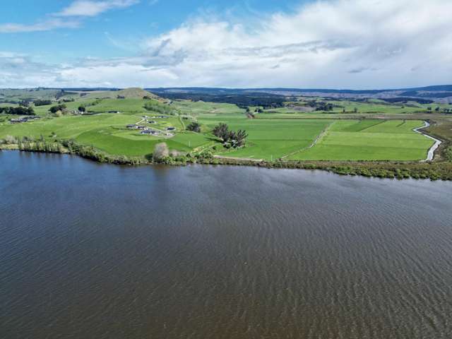 93 Baker Road, 66 Waihola Hill Road and Berwick Road Clarendon_1