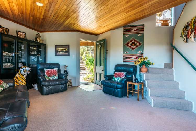 5 Huia Street Oneroa_9